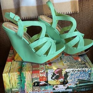 Mint green 5.5 inch wedges